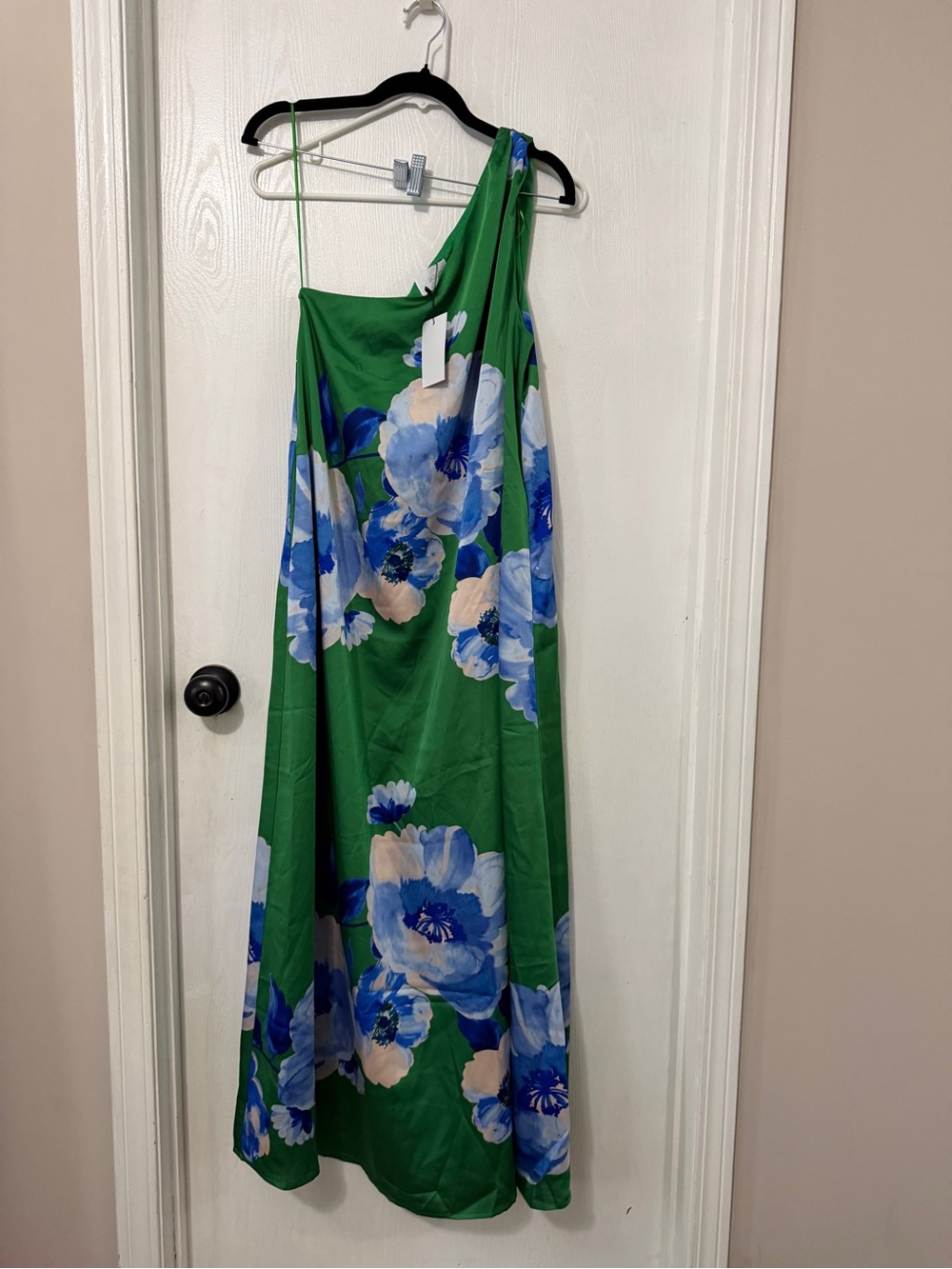 Sugarlips Green one shoulder Dress with Blue Floral Accent and pockets NWT
